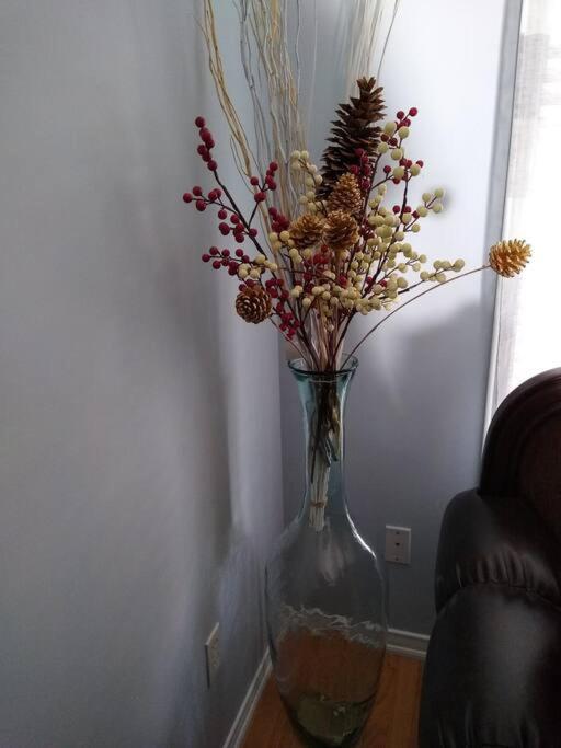 Entire 4 Bed Room Detached Residential Home 아약스 외부 사진